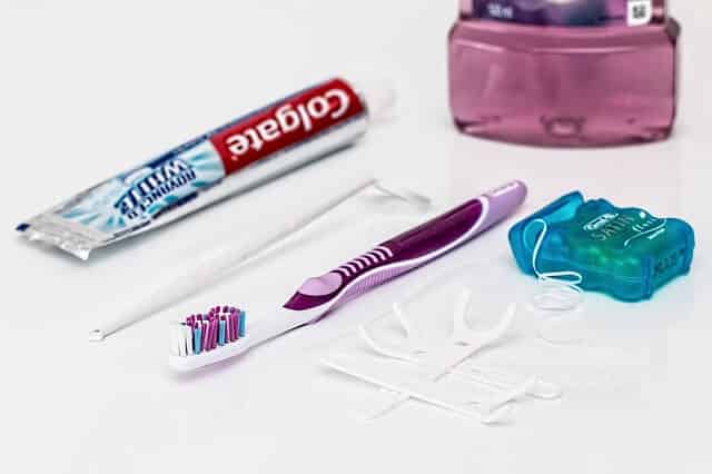 saude-oral-rj-fio-dental